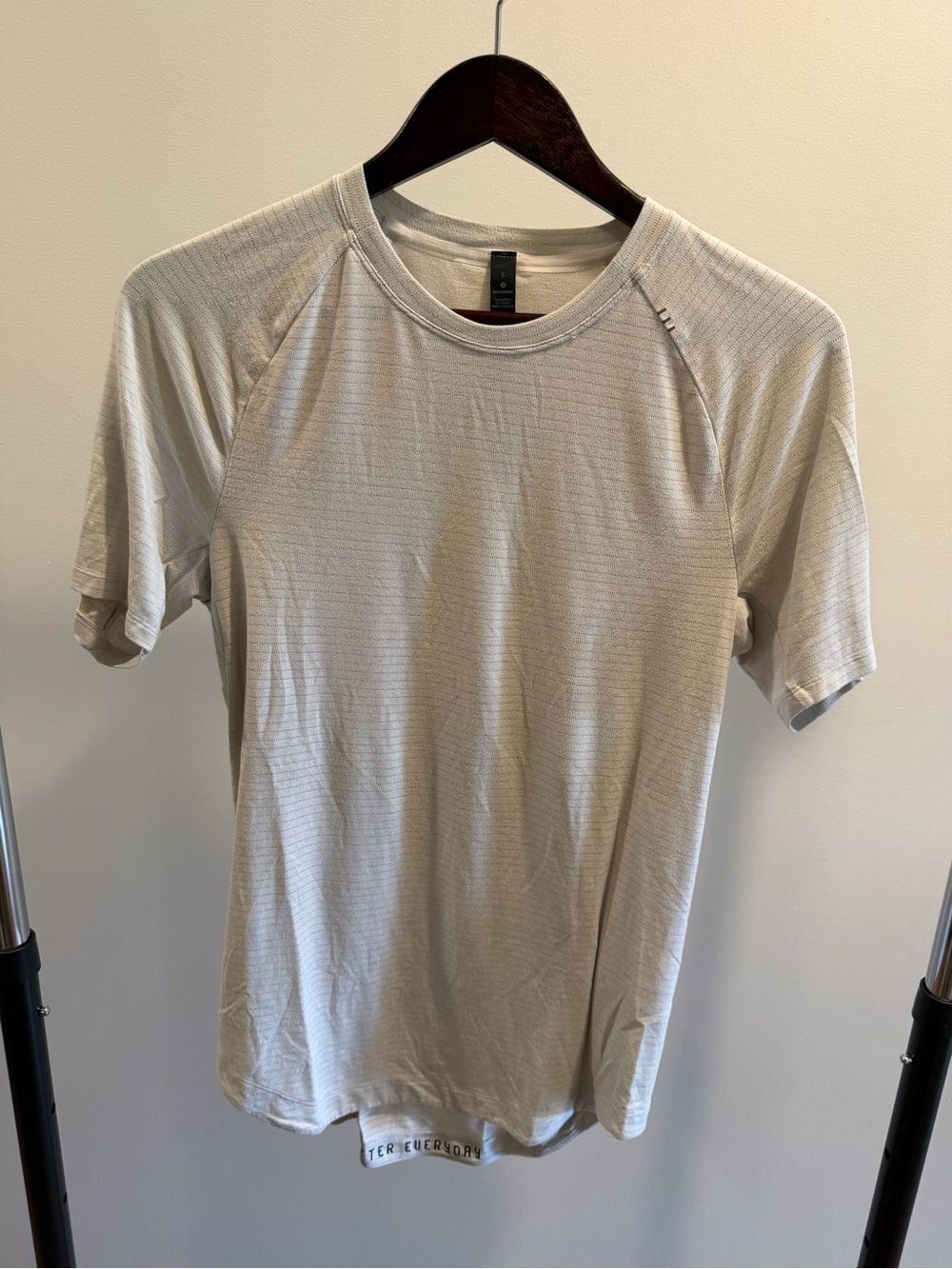 lululemon athletica Men's Short Sleeve Crew Tee